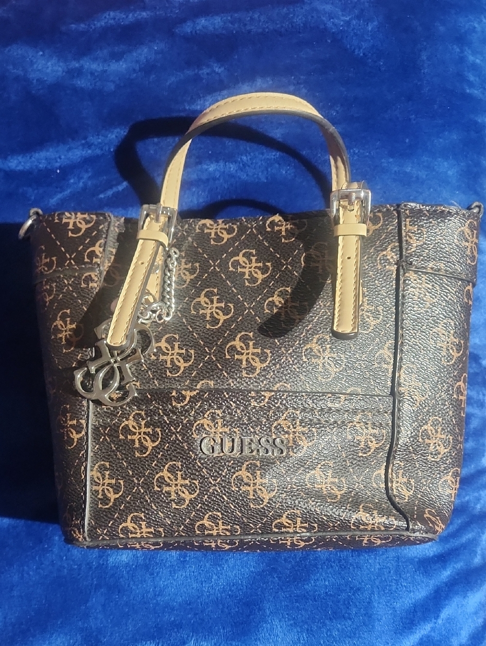 Mini guess hand bag